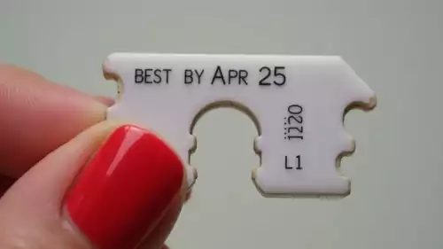 Product image of Tip-Turning a Breadclip into a Makeshift Bookmark		